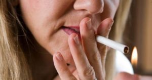 hand-smoking