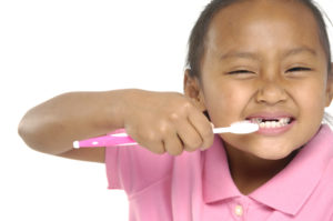 little-girl-brushing-teeth_shutterstock_49578049